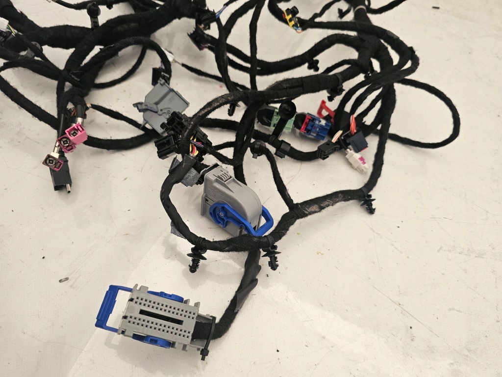 Jeep compass 2 рестайлінг  21- джгут панелі приладової панелі 68651209aa америка в Україні