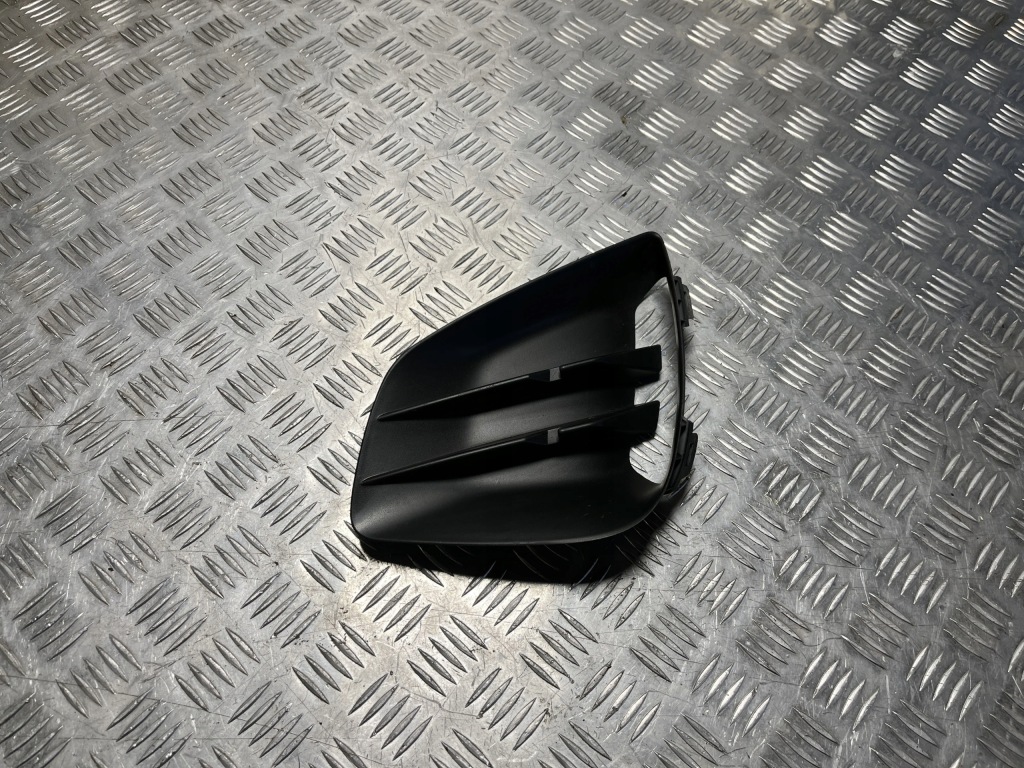 Купить Renault clio v 19- решётка бампера правая nowa оригинальный номер