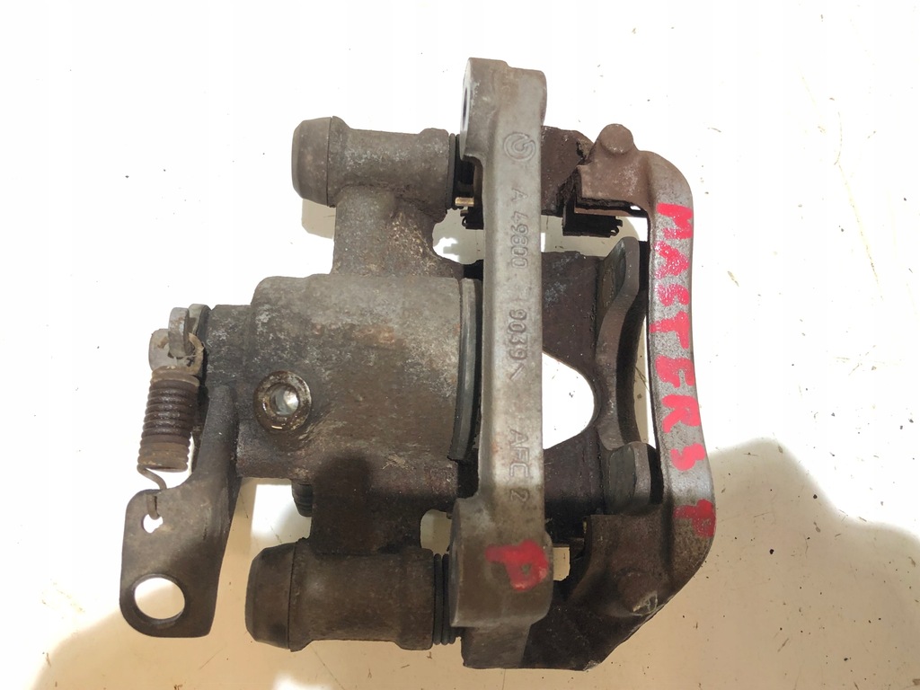 фото №8, Renault master iii правий супорт задня 8200735277