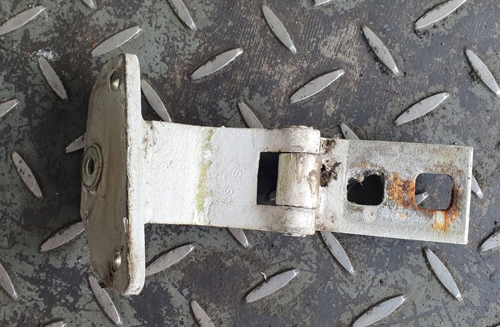 фото №2, Петля двері правий перед fiat panda i