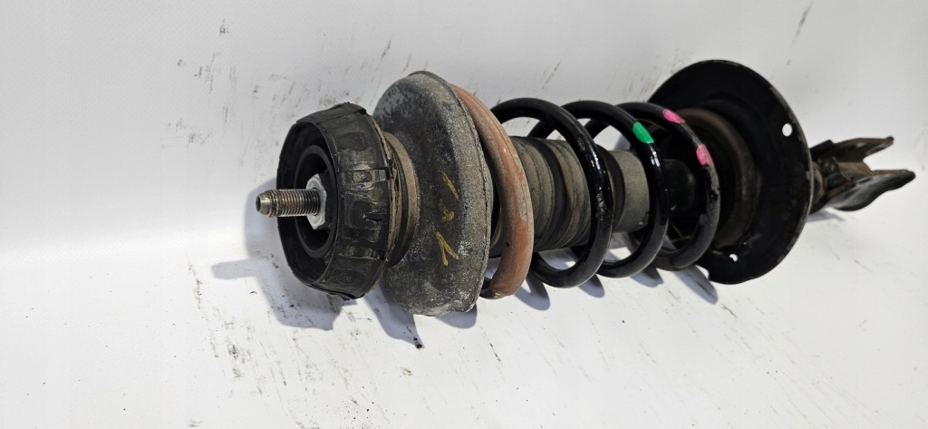 фото №2, Амортизатор левый перед dacia dokker 543021775r