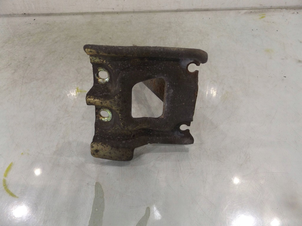 фото №2, Alfa 147 основание кронштейн тросов ручного