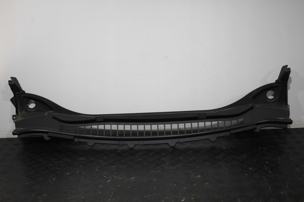 фото №1, Жабо ford edge mk2 ii ft4b-r02216-b