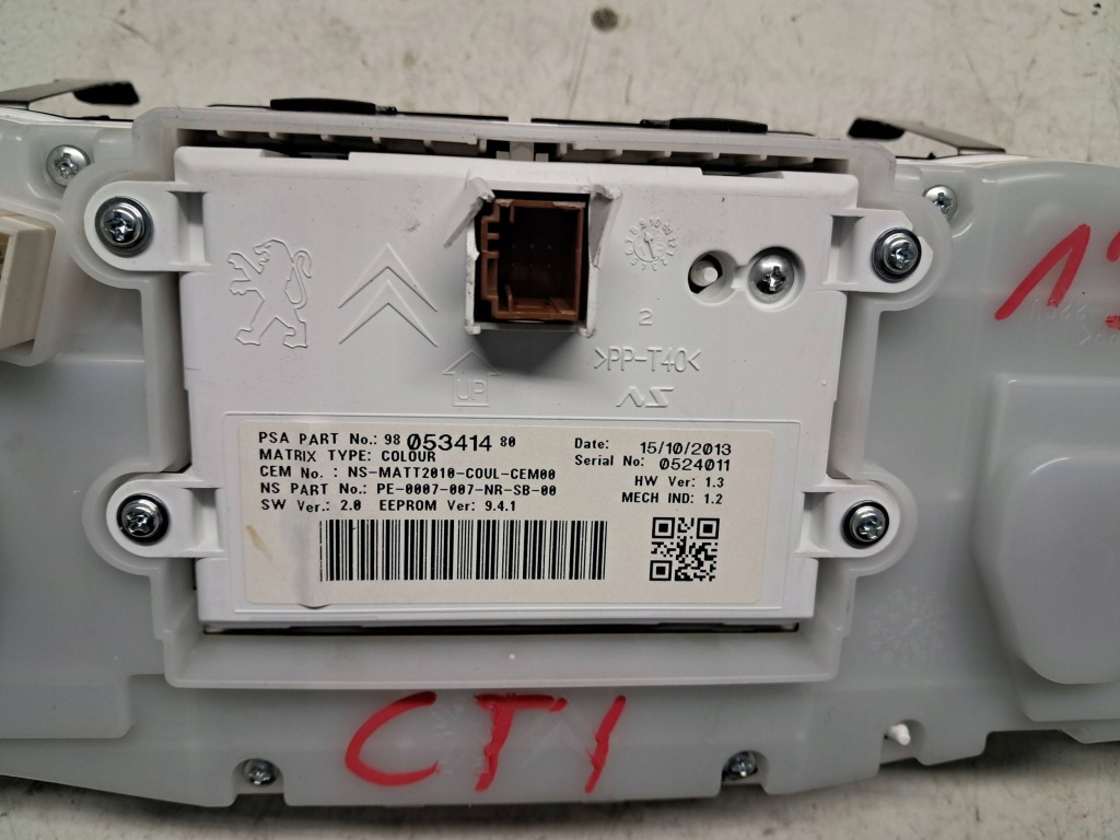 Peugeot 208 gti 1.6 thp 200 km панель приборів спідометр англієць Київ