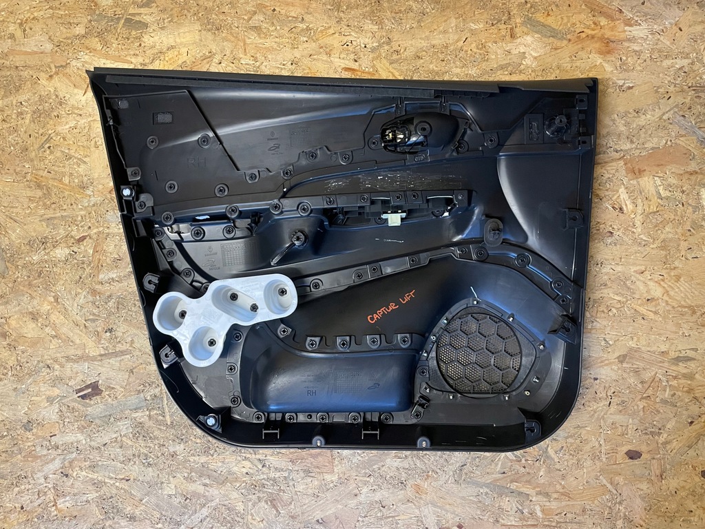 фото №4, Обшивка дверь правый перед renault captur i lift