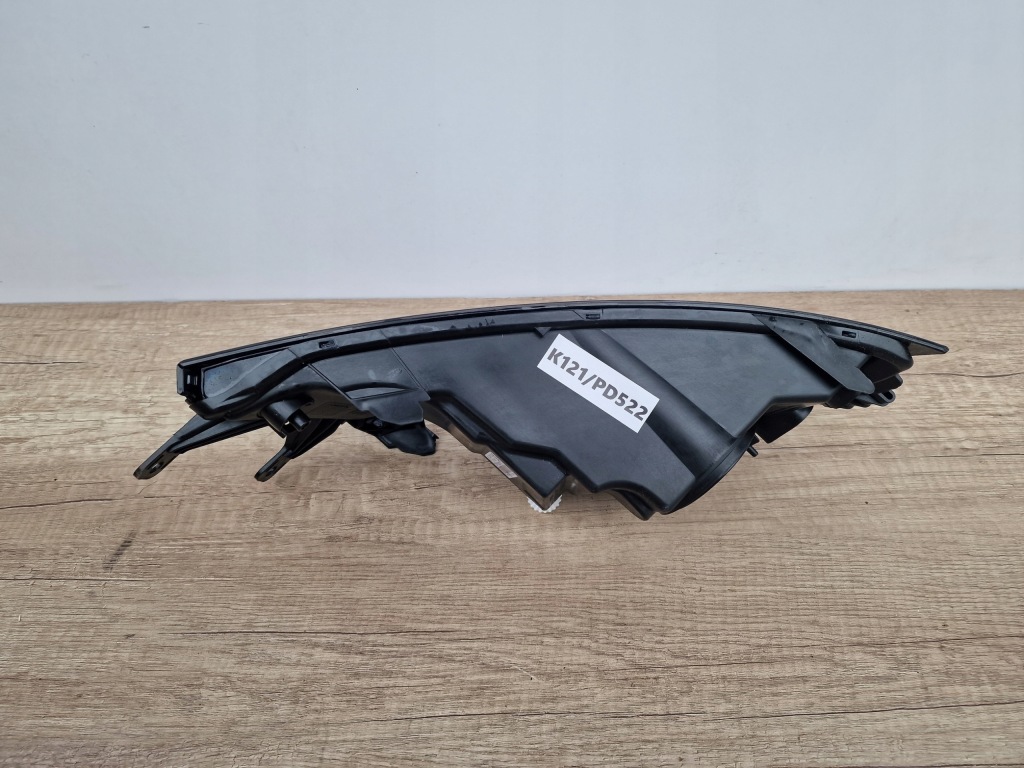 фото №2, Skoda rapid lift 5ja правый противотуманная фара противотуманный