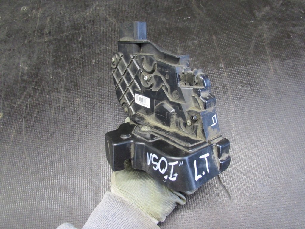 фото №8, Замок левый задняя volvo v50 04-08r 30753668