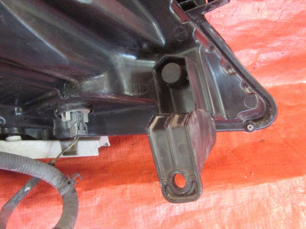 Nissan pathfinder iv r52 2017 фонарь  левая перед Киев