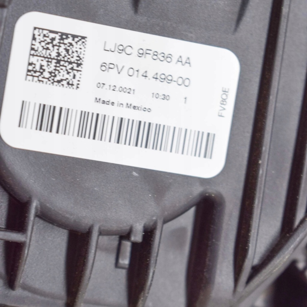 фото №8, Ford mustang mach-e 2022 педаль газу / прискорення