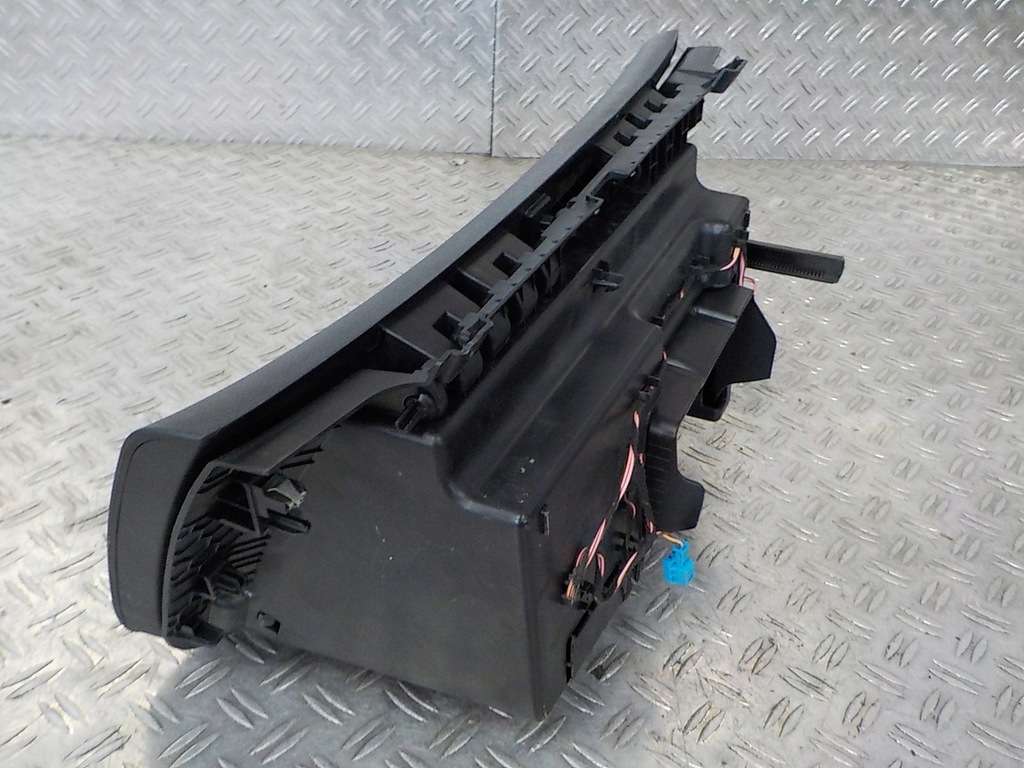 фото №5, Vito 447 v klasa 15- бардачок пасажира