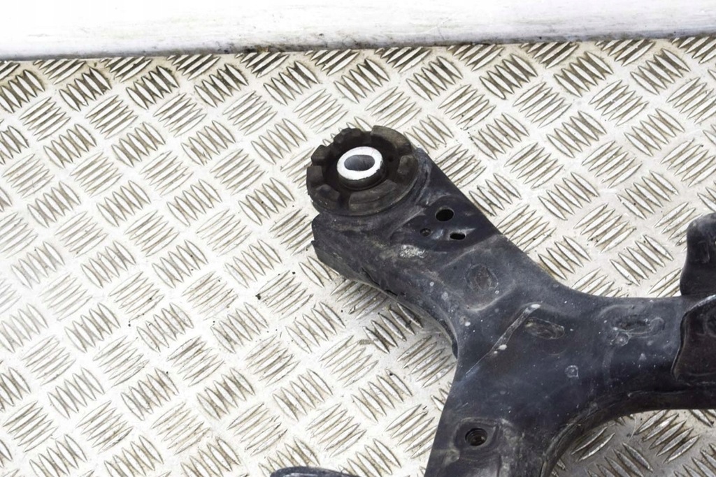 фото №5, Toyota camry xv70 задняя рама вспомогательная 51206-33120 2.5 гибрид 129kw 2019