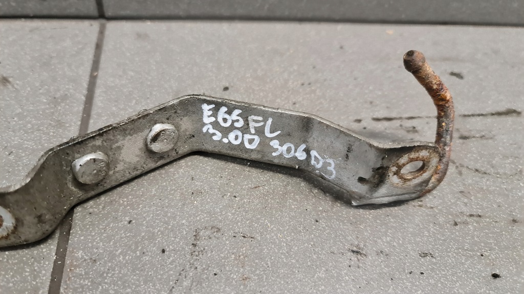 фото №5, Кронштейн глушителя bmw 7 e65 lift 3.0d 7799154