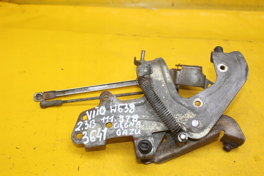 фото №10, Кронштейн тяга газа mercedes vito w638 2.3 b