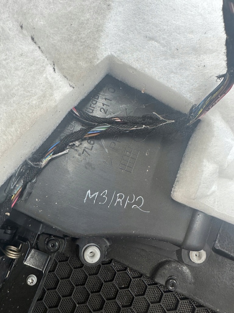 фото №14, Volkswagen touareg 7l обшивка дверь левый задняя 7l6861317a