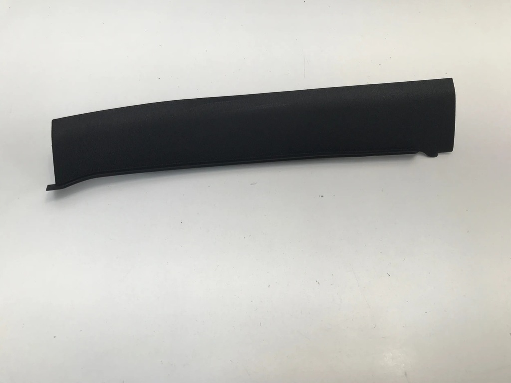 фото №1, Volvo xc40 2022 защита пластик порог правый перед