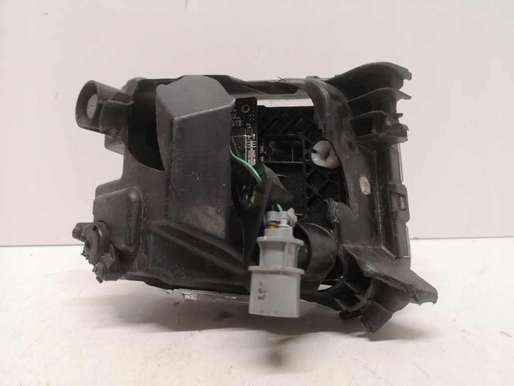 фото №3, Kia оригинальный номер 92201-f1100 лампа передняя l