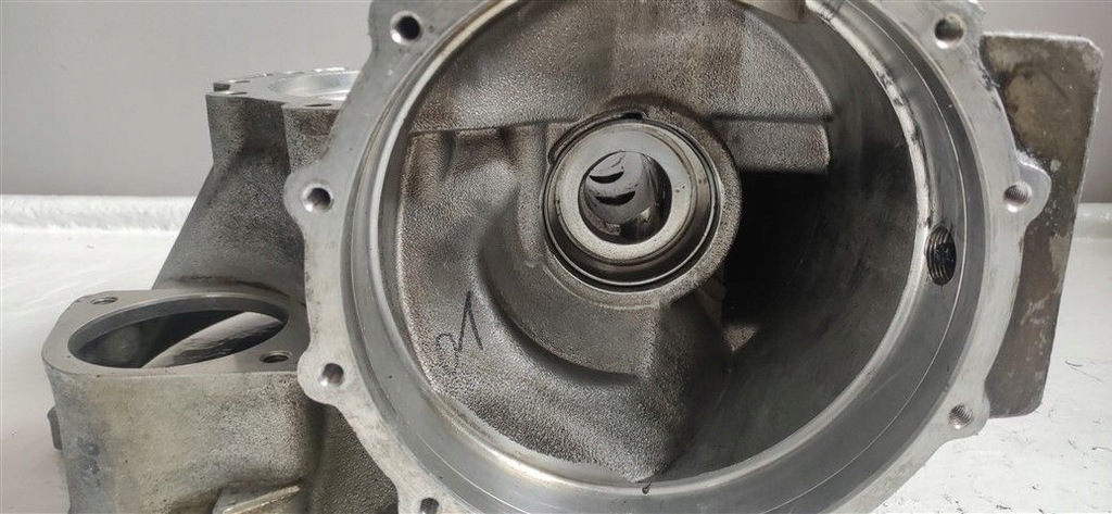 фото №11, Коробка передач корпус насос масла коробки передач porsche 911 964 4hp-22hl