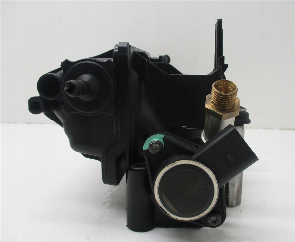 фото №8, Колектор всмоктуючий audi rs6 4.0 tfsi ceu 079133110bf