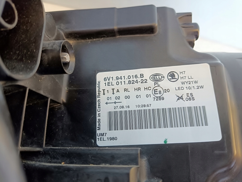 фото №8, Лампа правая перед skoda fabia линза led 6v1941016b