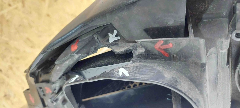 фото №16, Лампа права передня vw arteon 3h7 3g8941082 0.01l дизель 2021