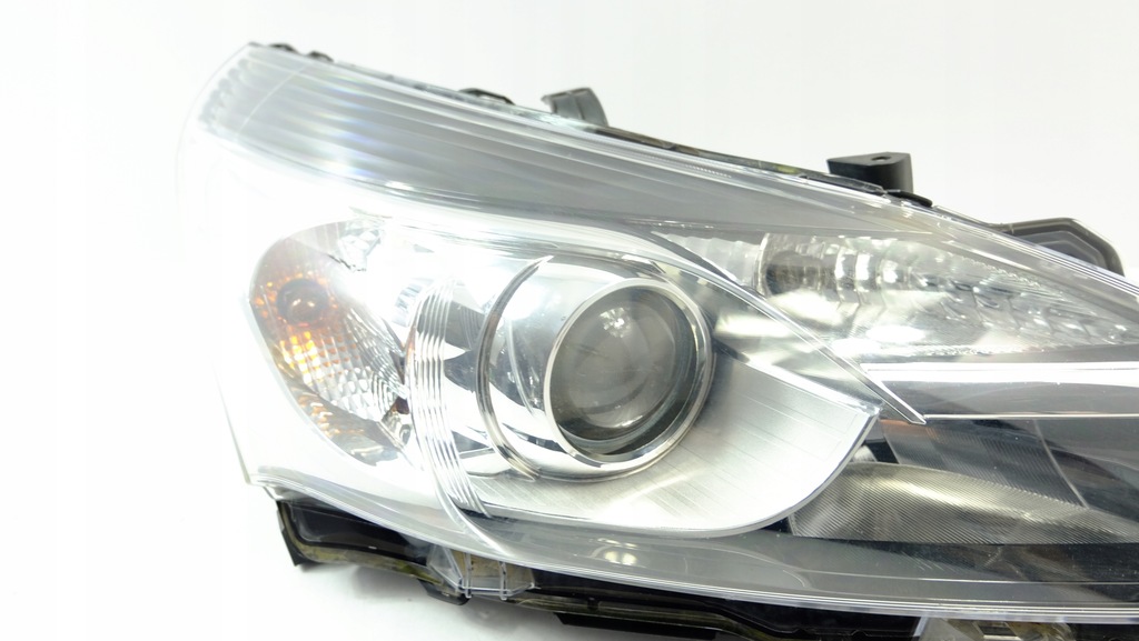 фото №6, Toyota verso lift лампа фара права 81130-0f161
