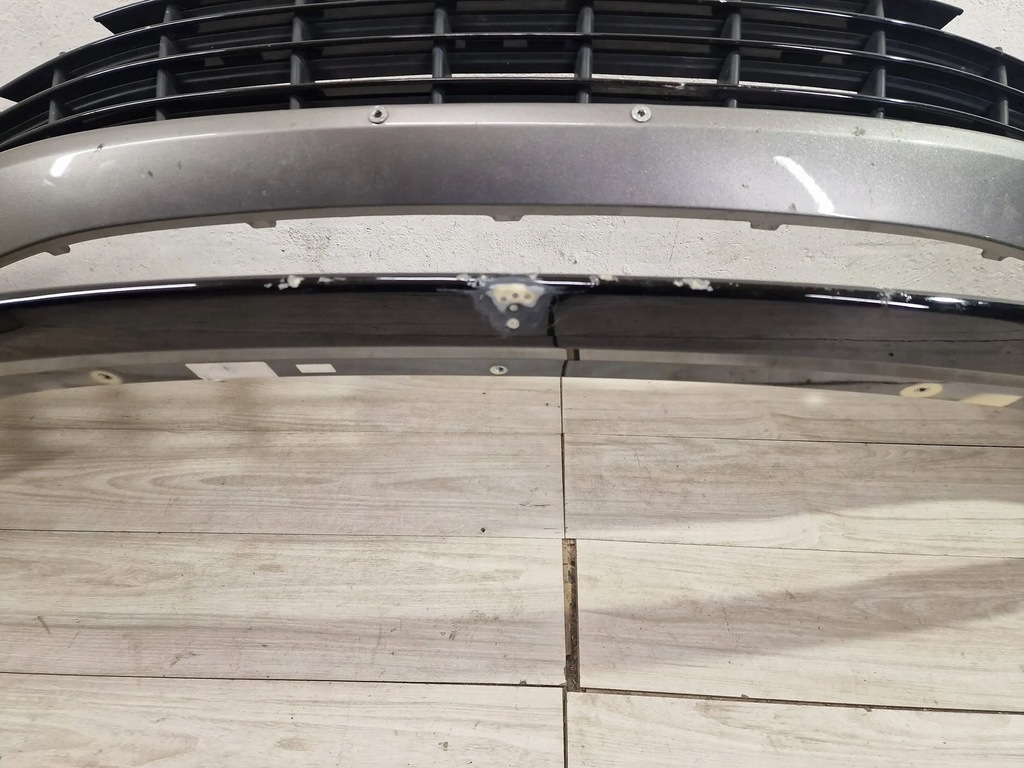 фото №10, Aston martin db11 16r- бампер перед передний