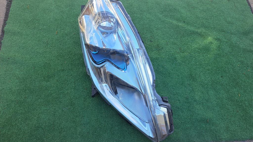 фото №1, Nissan leaf full led лампа передняя kpl