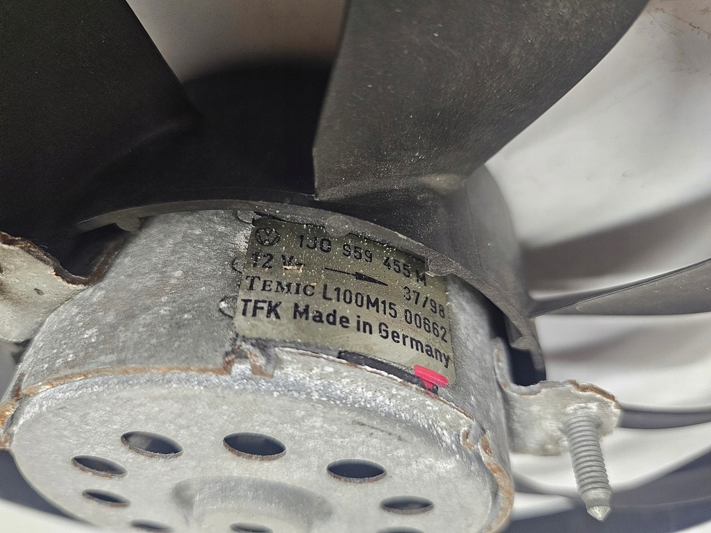 фото №9, Volskwagen вентилятор радіатора 1j0959455m