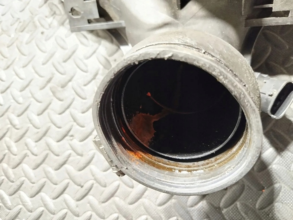 Патрубок повітря maserati ghibli m157 h20943 3.0l бензиновий 257kw 2014 Ціна