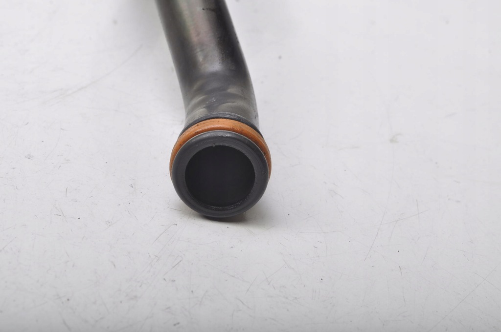 фото №3, Volvo xc60 ii 2.0 t6 труба трубка масляная 2020r