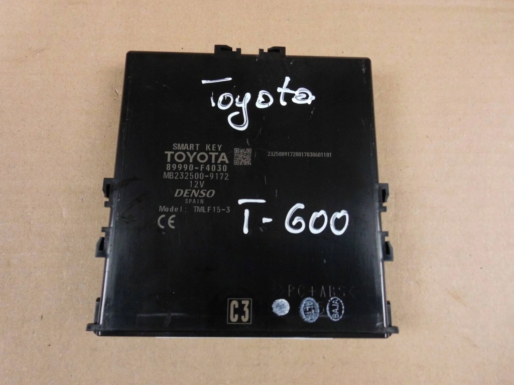 Купить Toyota c-hr модуль keyless smart key 89990f4030