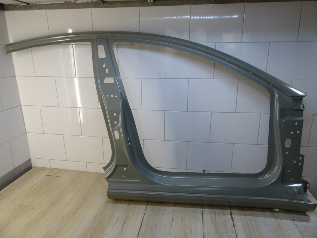 фото №1, Tesla model 3 обшивка порог блок двигателя правый перед llu