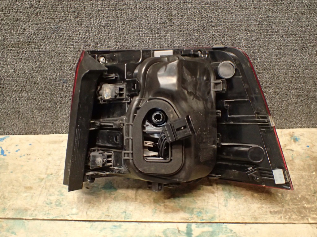 фото №4, Лампа задняя левая seat alhambra lift 15- led