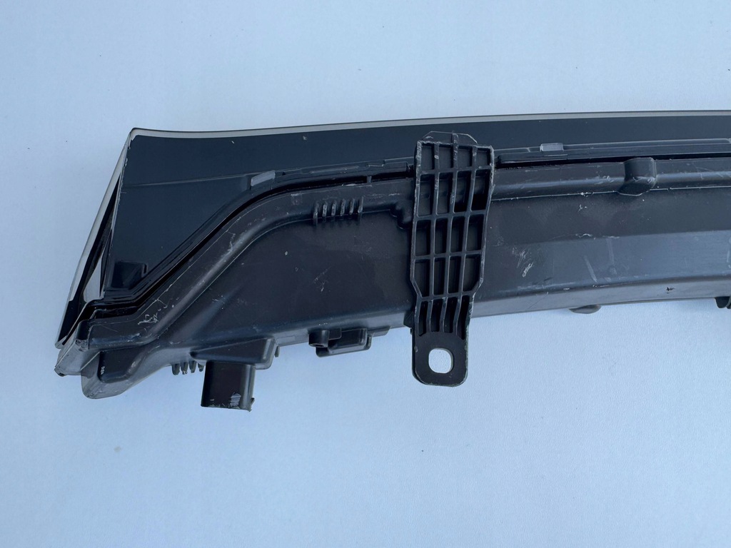 фото №8, Mercedes eqs лампа накладка перед передняя a2979064603