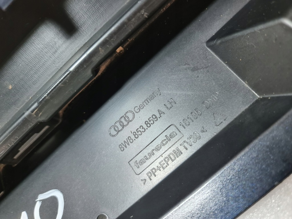 фото №11, Молдинг порог левая audi a5 sportback f5 8w s-line 8w8853859a