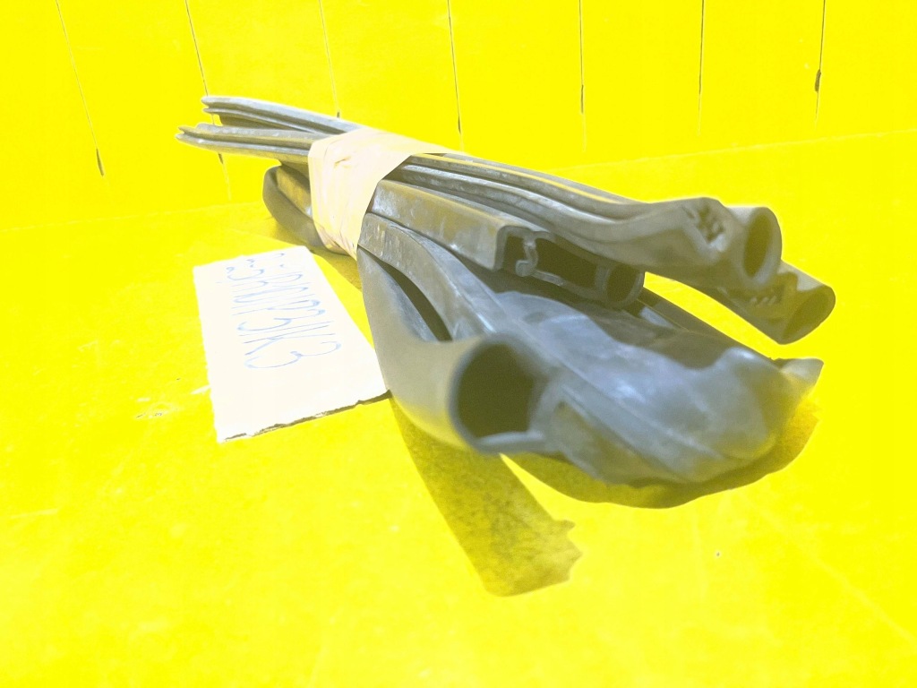 Купити Mini cooper countryman r60 прокладка кузовна капота