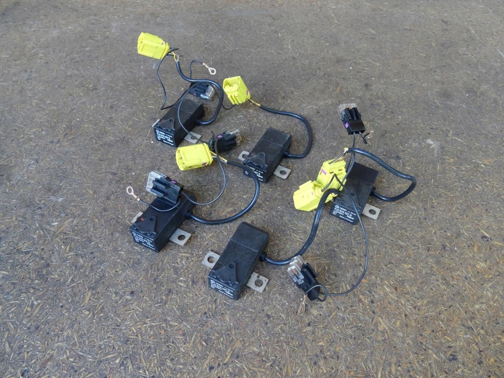 фото №11, Audi a3 8p запобіжник напруги клеми 7l0915457b