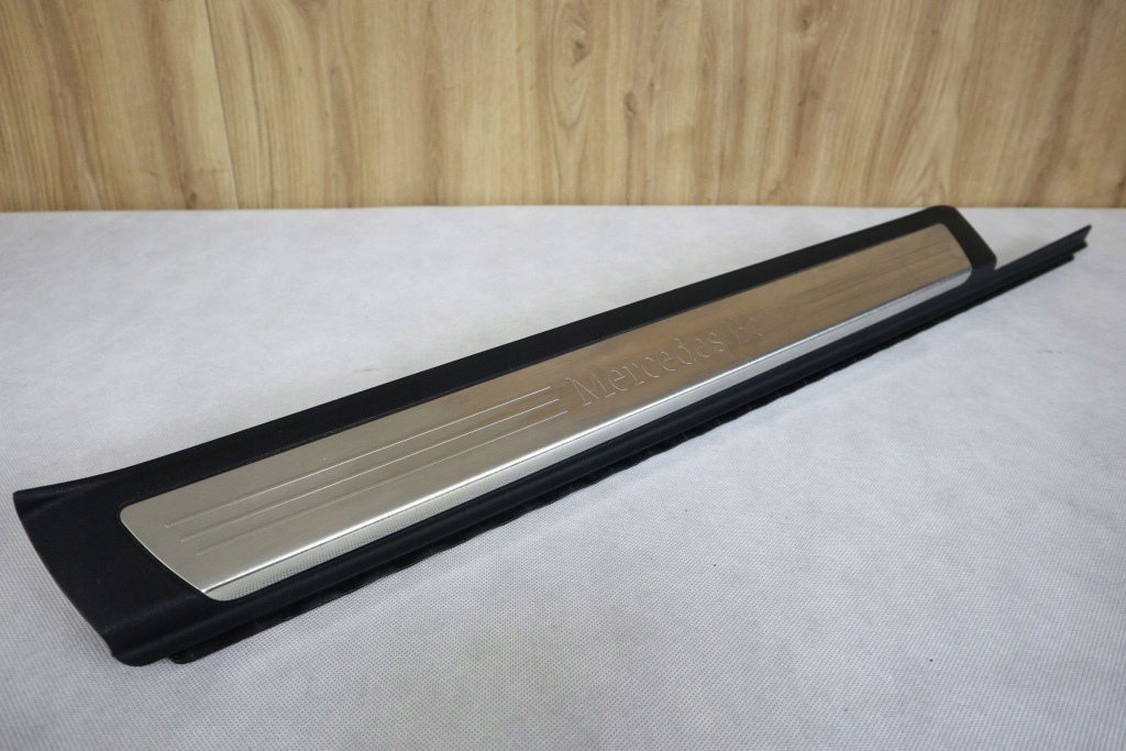 фото №1, Mercedes slk r172 молдинг поріг накладка права a1726800635