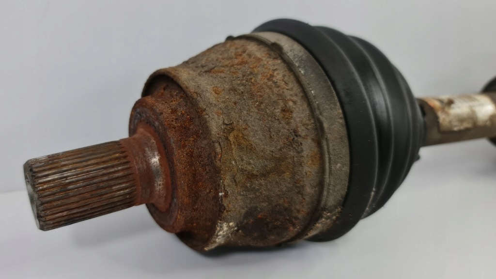 фото №3, Привідний вал права volvo v40 ii 2.0 d p31280682