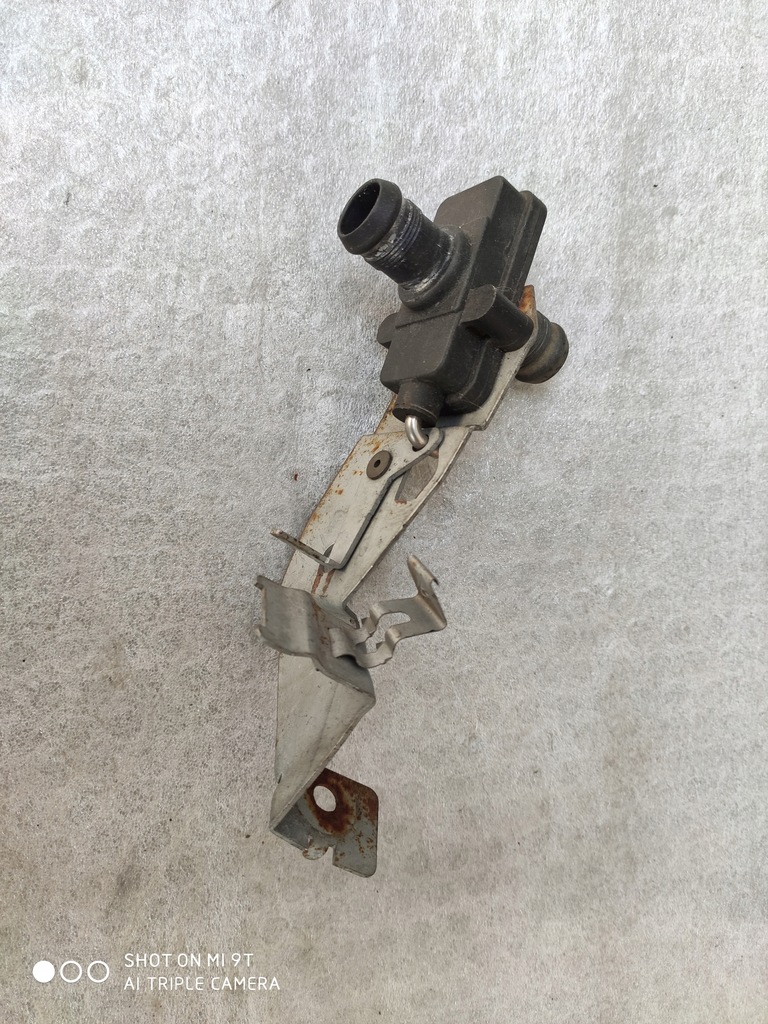 фото №12, Rover 200 25 mg zr streetwise 2,0 дизель кронштейн крепления двигателя kkq100110