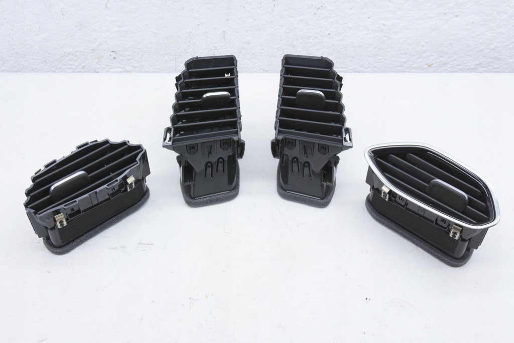 фото №12, Opel crossland x решітка обдув панелі права ліва середня