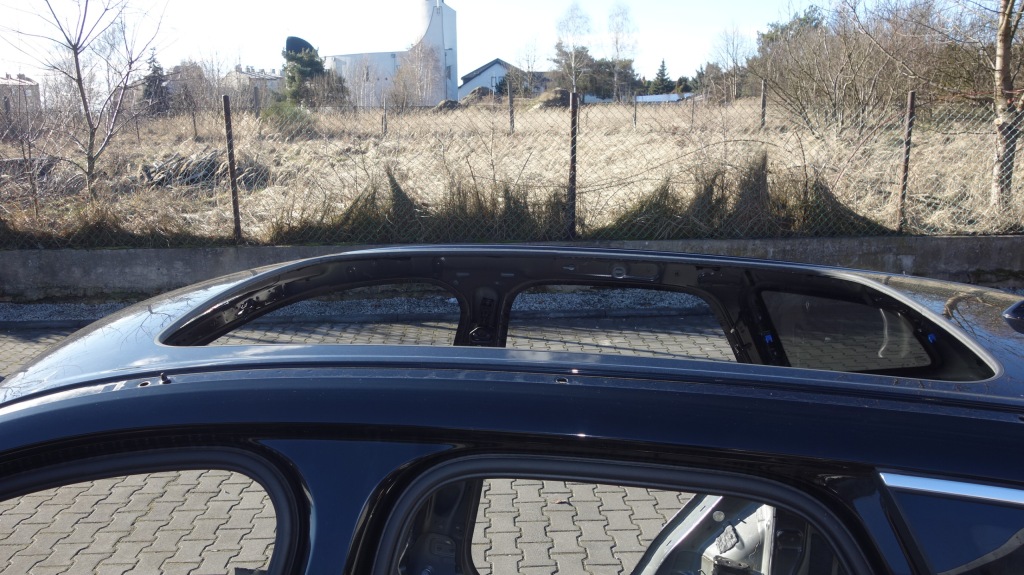 фото №12, Volvo xc60 ii t8 кузов чверть крила дах задня 019