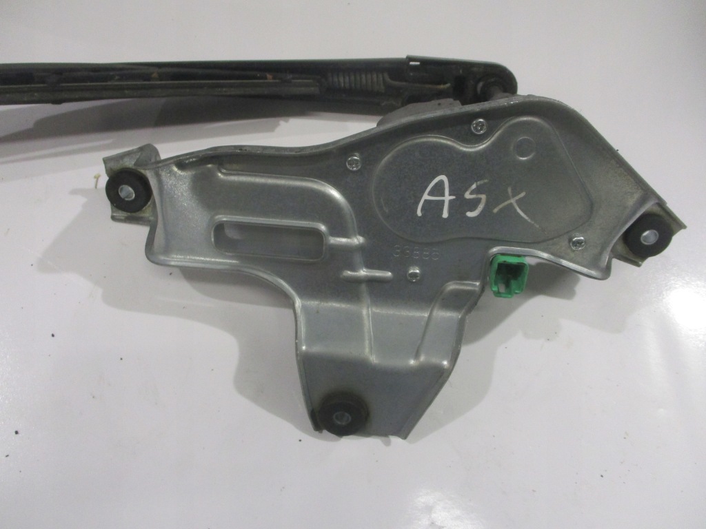 Дворник щетка моторчик дворники задний  крышки багажника mitsubishi asx с Разборки