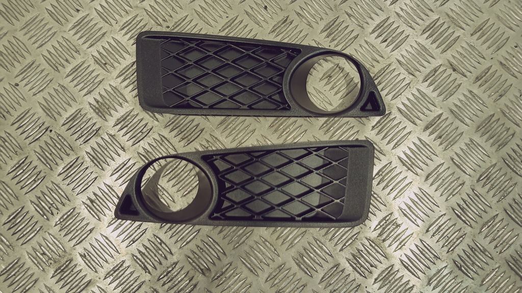 фото №1, Решітка бампера mazda 2 idy demio ii 5m71 02-07 оригінал nowa p+l