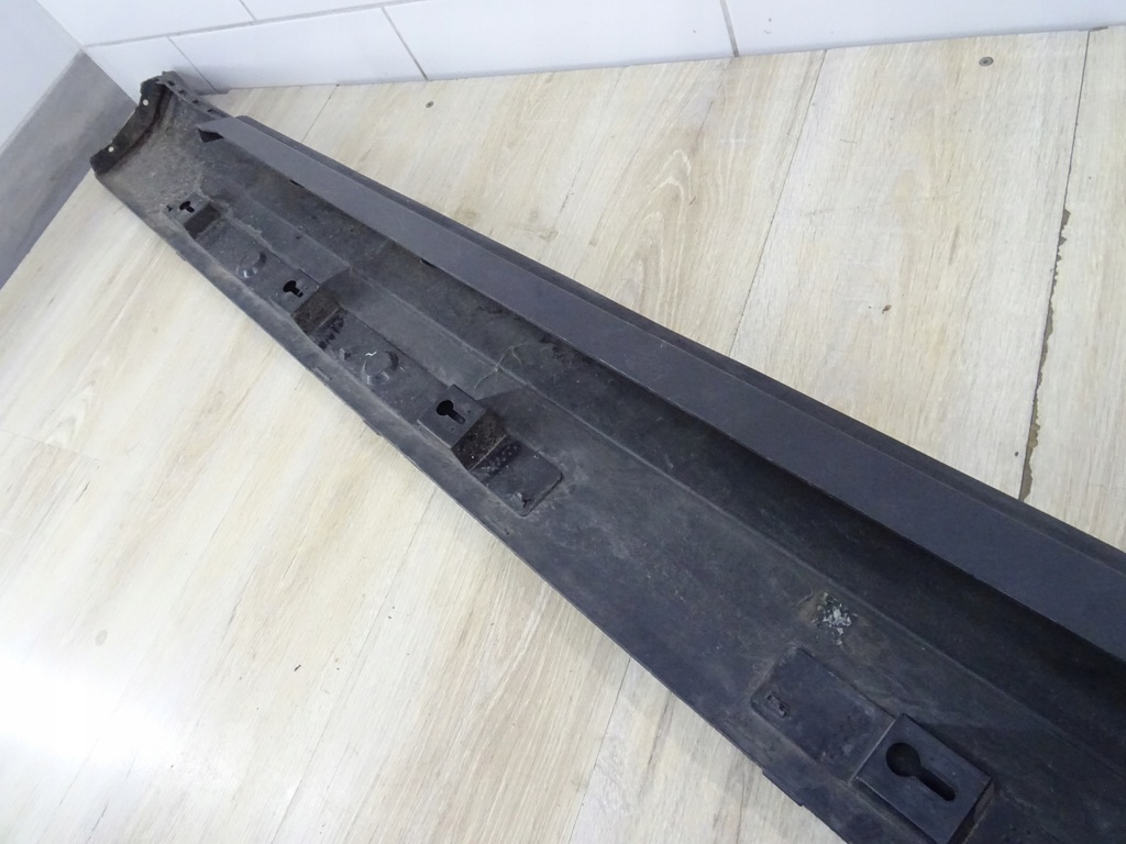 фото №9, Volvo v90 ii молдинг накладка порог правая 31386144