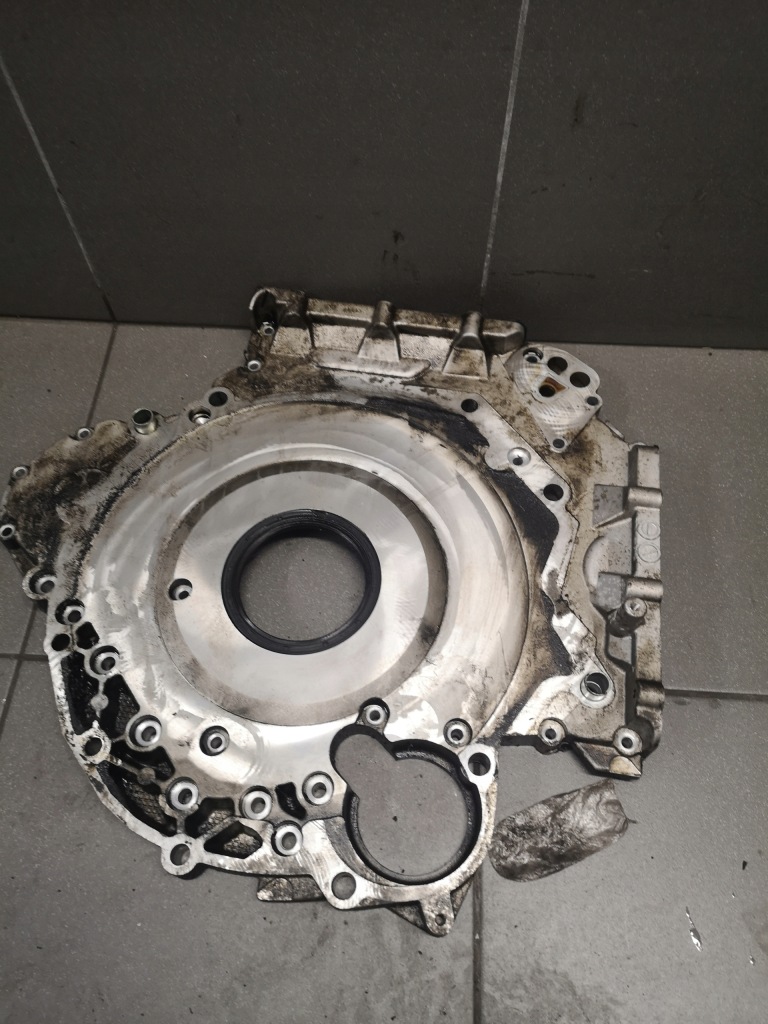 фото №1, Корпус распределительного вала audi a8 d3 3.2 fsi 06e103173b