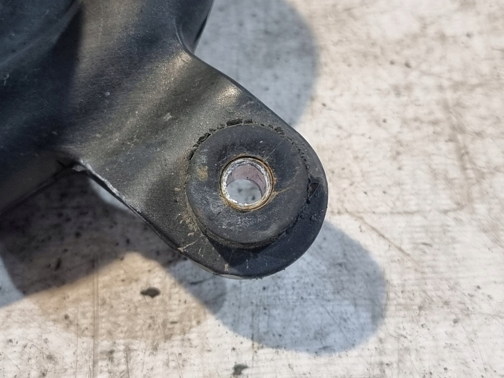 фото №9, Труба шланг воздуха впуска оригинальный номер gf491-02670 toyota prius ii 08r