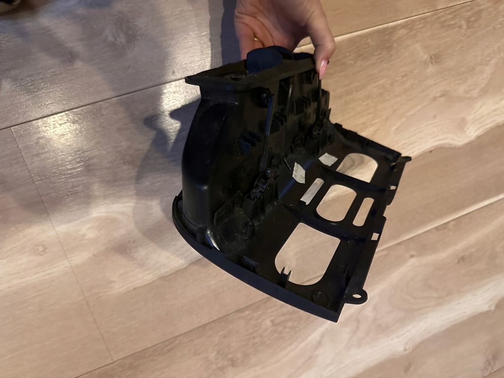 фото №7, Решётка обдув консоли средняя seat ateca 5p1819110j