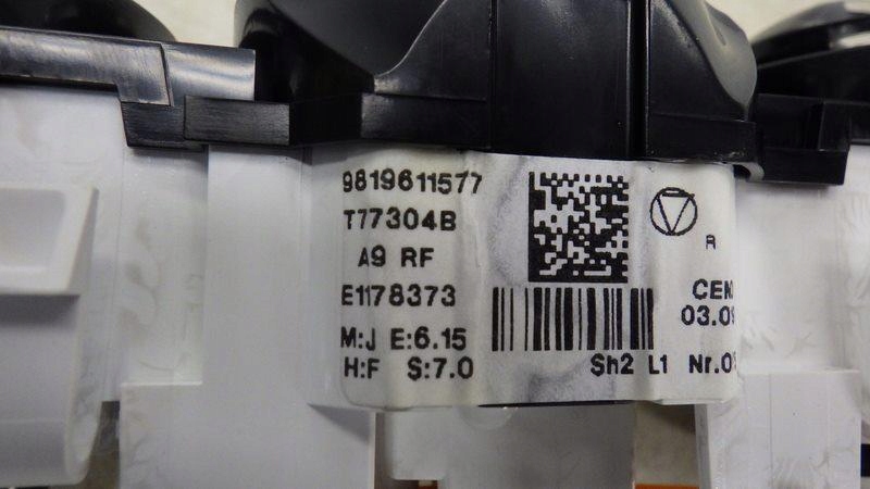 Панель управление кондиционер peugeot 208 1 рестайлинг  9819611577 Цена