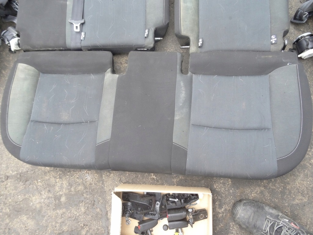 фото №12, Citroen c4 ii b7 сиденья пластики ремни комплект